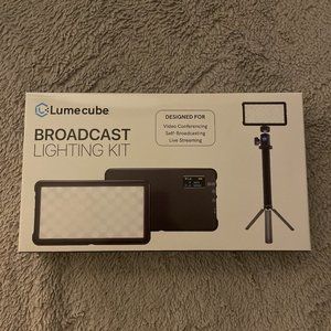 LumeCube Broadcast Lighting Kit